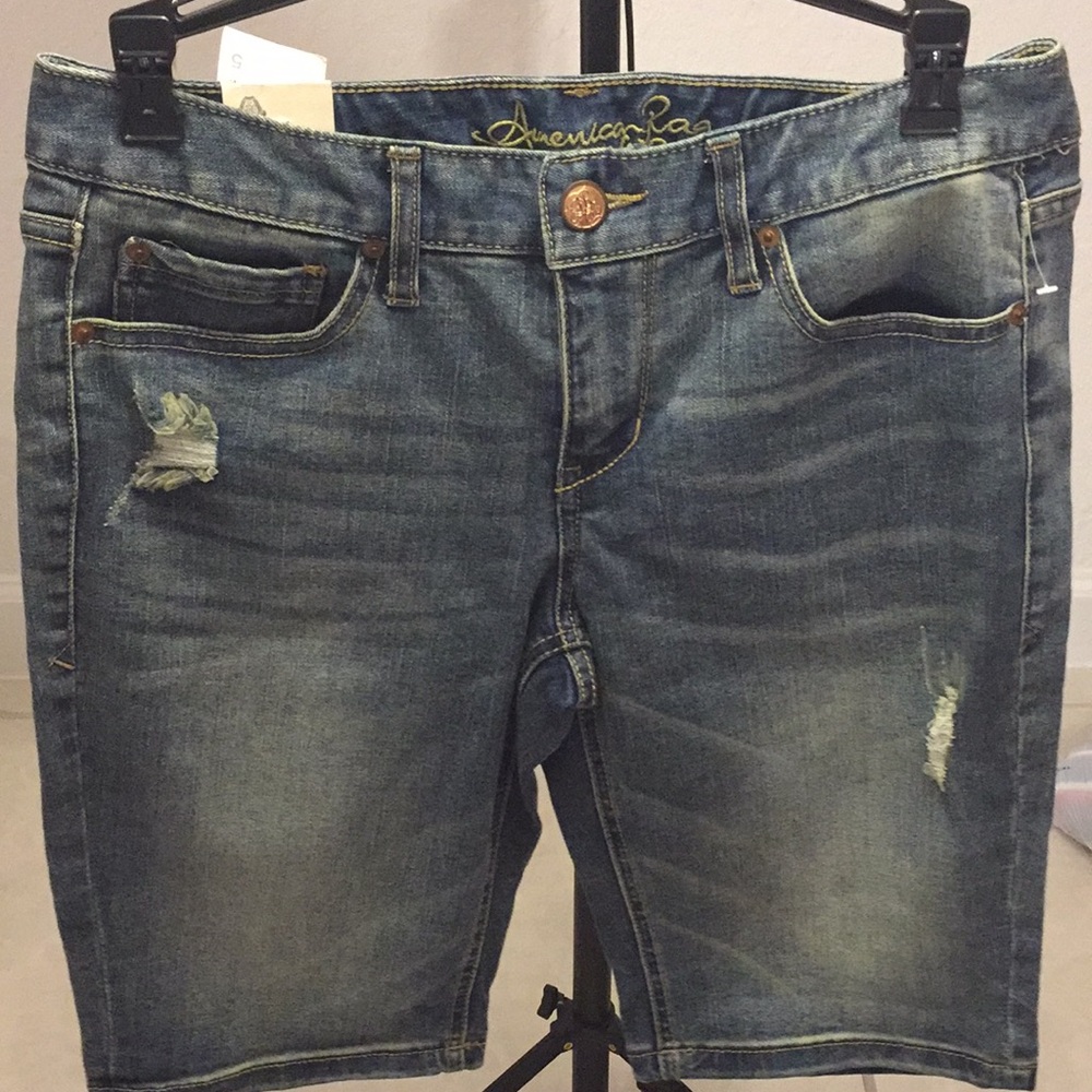 Selling a American rag short, brand new